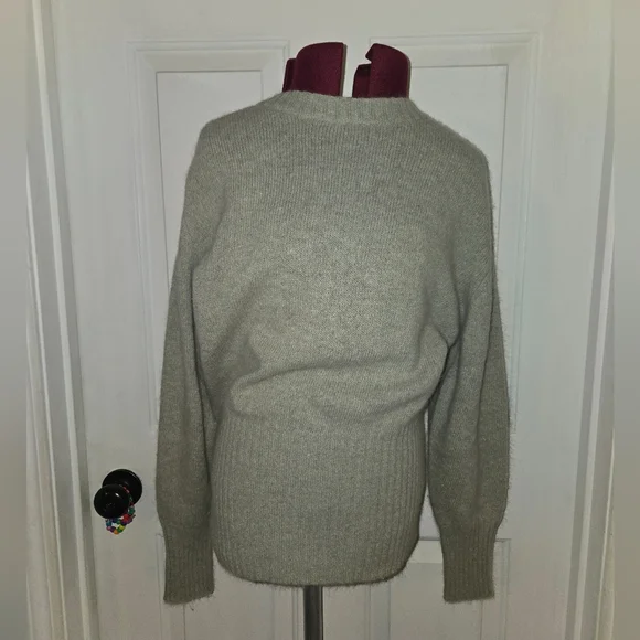 Liz Claiborne Angora/Lambs Wool Light Green Sweater - Picture 1 of 10